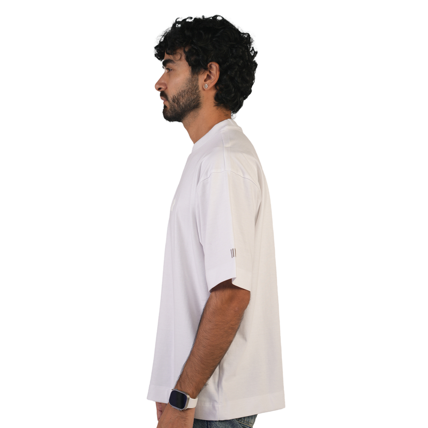 Classical - Subtle Logo Over-size T-shirt